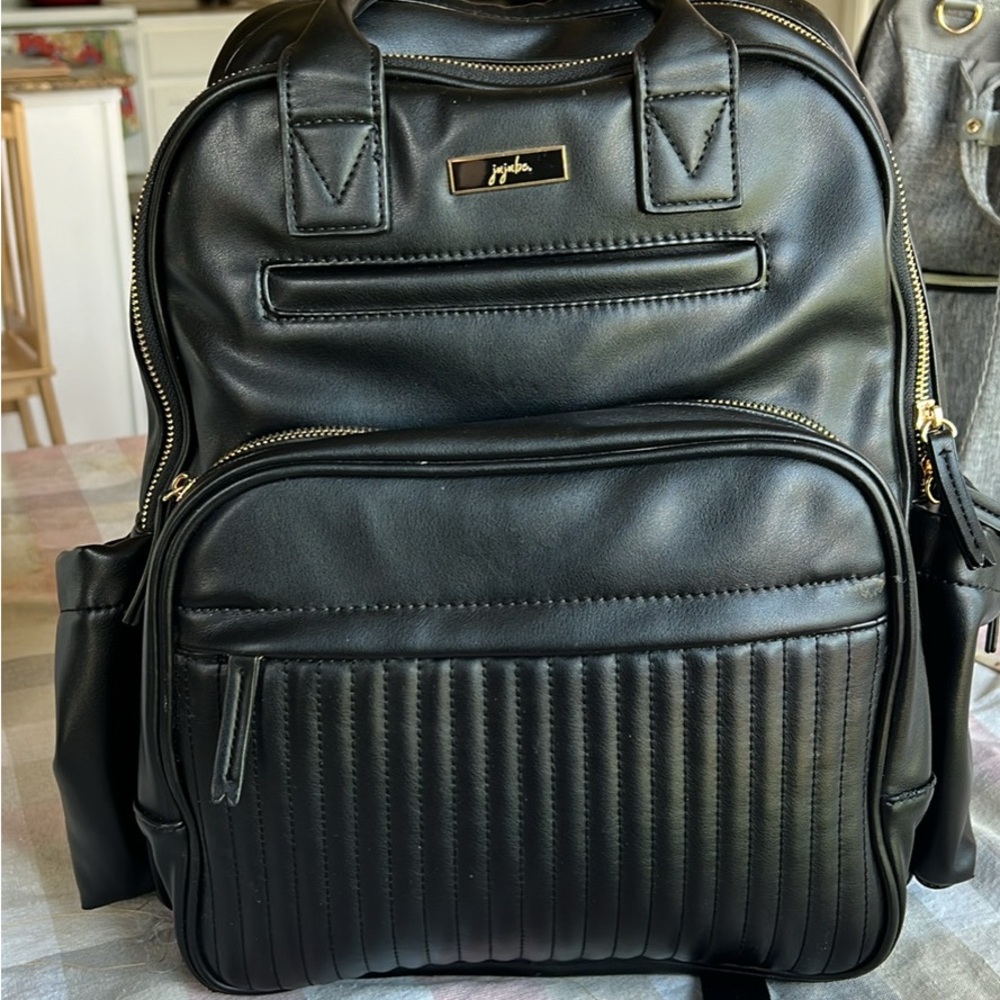 Ju-Ju-Be Million pockets diaper bag